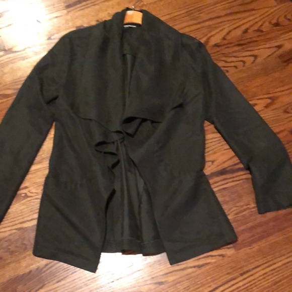Cute jacket from  Tobi used but in good condition - Picture 3 of 3